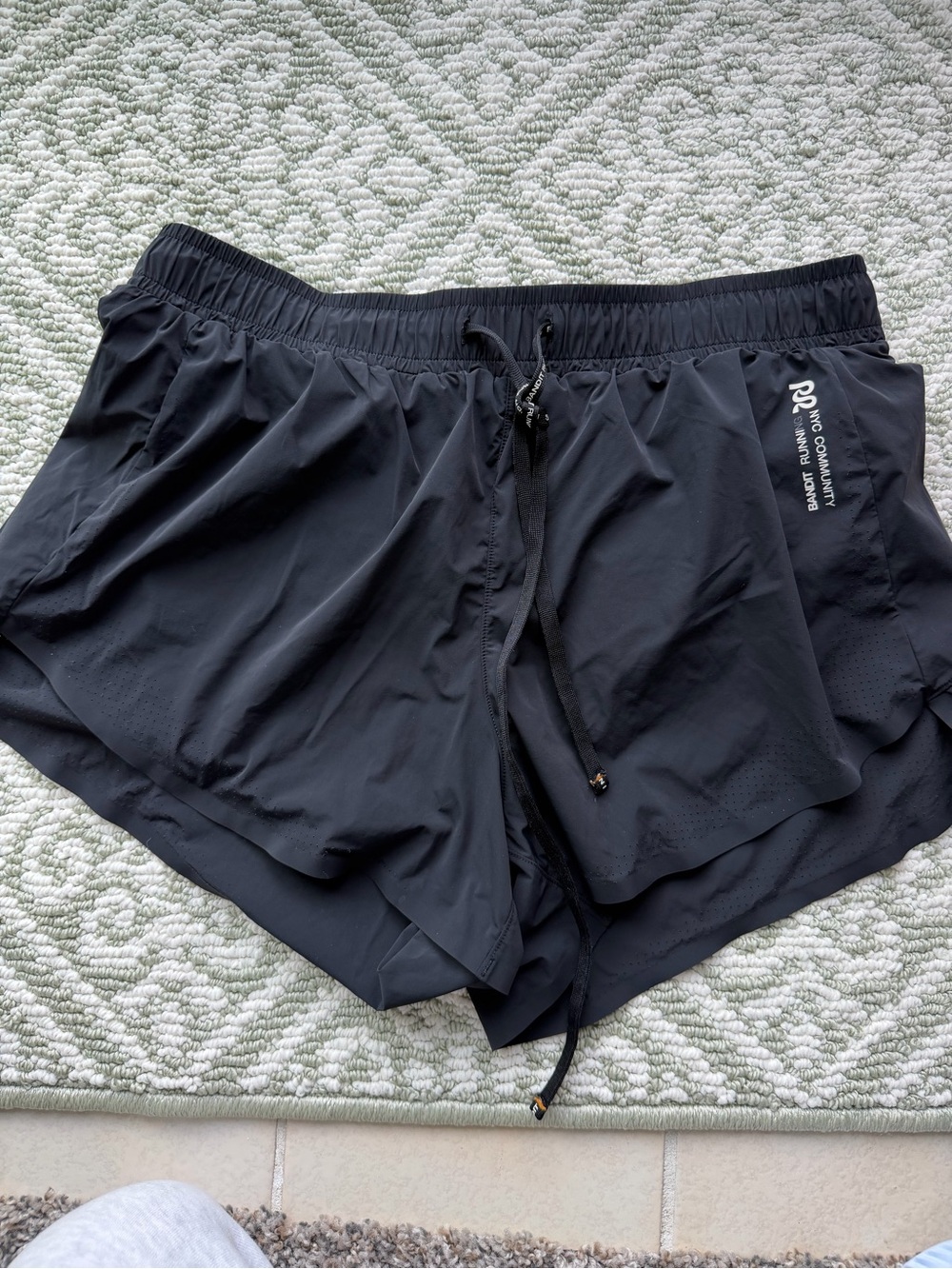 Bandit running shorts - L